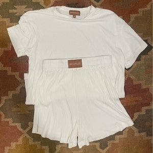 BROWNLEE Cotton Crew Neck Top and Short Set White Size XS/S
